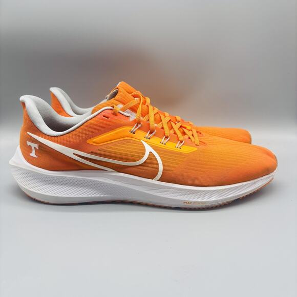 Nike Shoes Mens 13 Orange Air Zoom Pegasus 39 Tennessee Volunteers NCAA Running - Picture 1 of 12